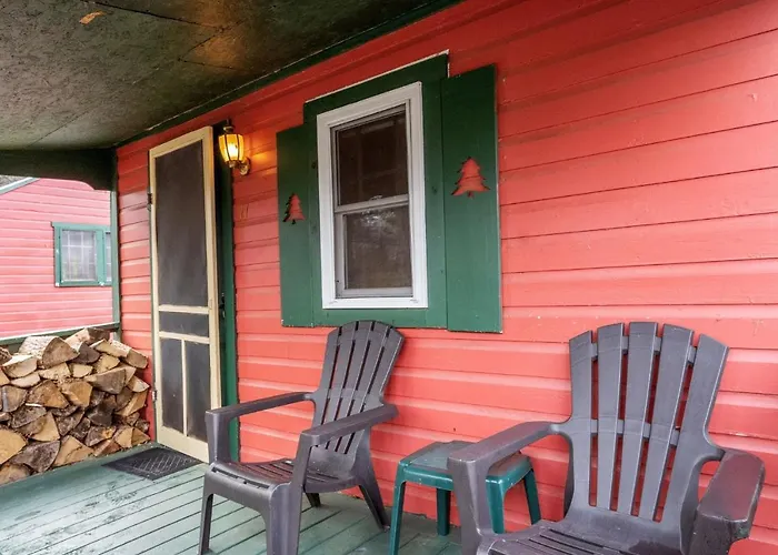 Hotel near College: Sun Valley Cottages